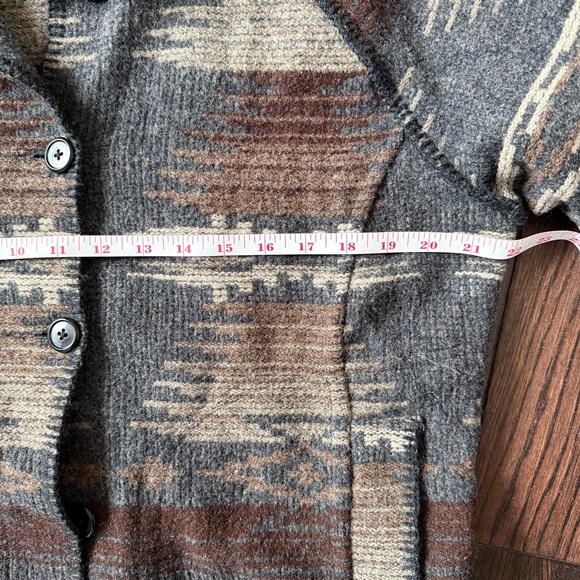 Woolrich Gray and Brown Patterned Utility Jacket - Picture 7 of 11